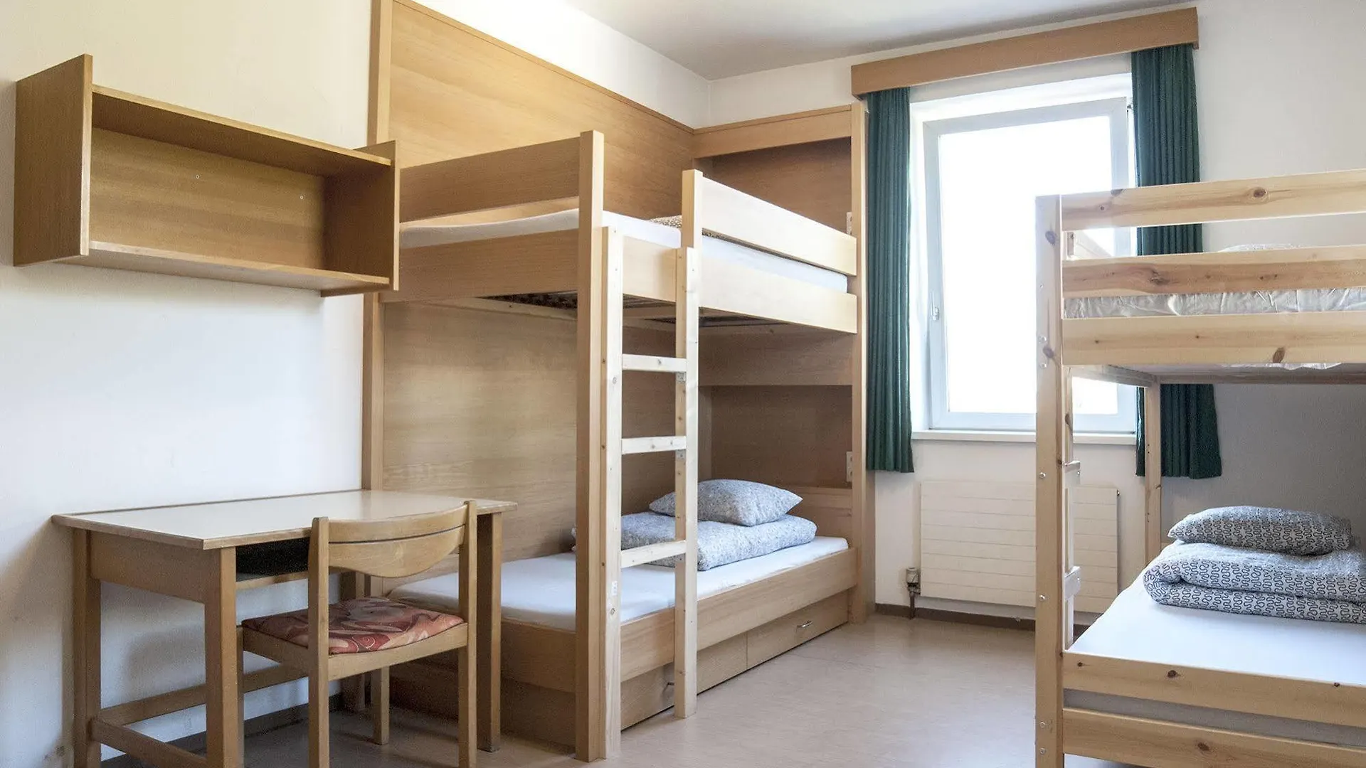 Hostel Marmota  Innsbruck